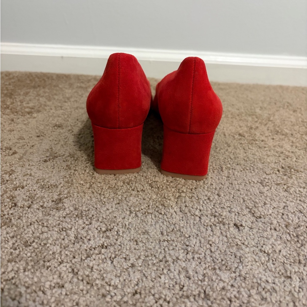 Franco Sarto Women's Racer Pointed Toe Block Heel Pumps - Picture 5 of 5
